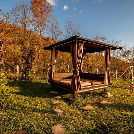Holiday home Hanul Doctorului Badeni-runcu