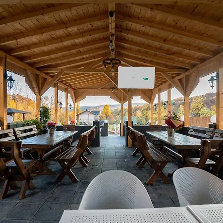 Hanul Doctorului Badeni-runcu Holiday home Runcu (Dambovita)